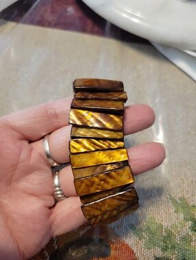 Amber Mother of Pearl Stretch Bracelet